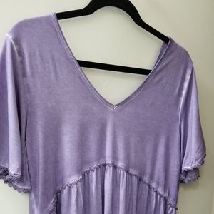 Brushed Lavender V-Neck Stretch Top